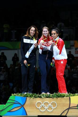 podium-femmes-fleuret